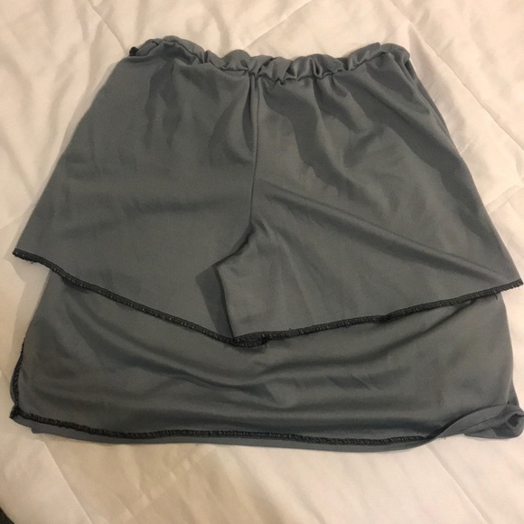 Gray Skort Size: M - Picture 2 of 3